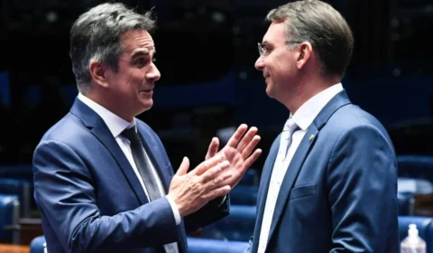 Operação contra Ciro não afasta federação entre PL e PP, diz Sóstenes