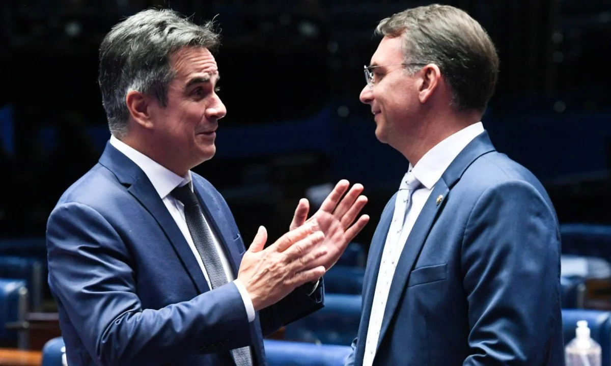 Operação contra Ciro não afasta federação entre PL e PP, diz Sóstenes