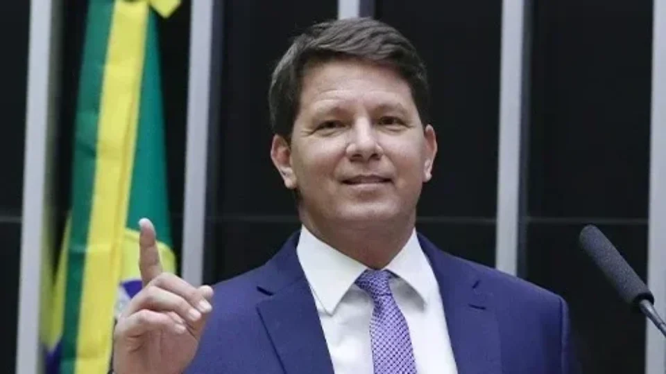 STF apura emenda parlamentar para produtora de filme sobre Bolsonaro