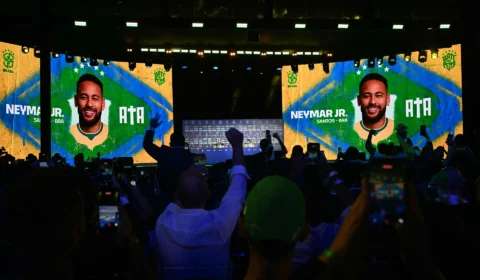 Seleção: um a cada três convocados veste camisa com bet no patrocínio principal