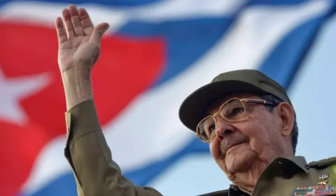 Cuba denuncia ameaças e teme escalada militar dos EUA após acusação contra Castro