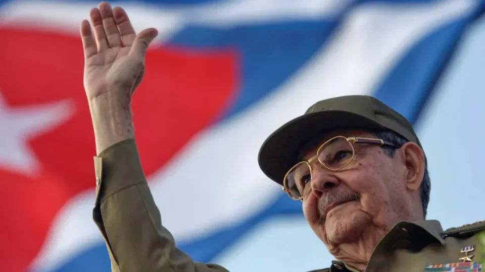Cuba denuncia ameaças e teme escalada militar dos EUA após acusação contra Castro