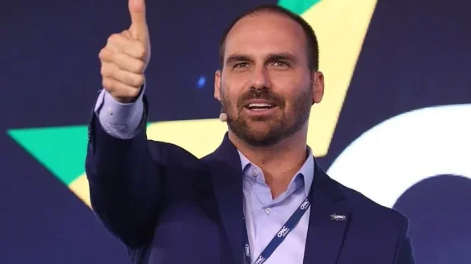 Eduardo Bolsonaro mora em mansão de R$ 6 mi no Texas