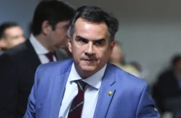 PF apreende na churrasqueira de Ciro Nogueira manuscrito com nomes de deputados e valores