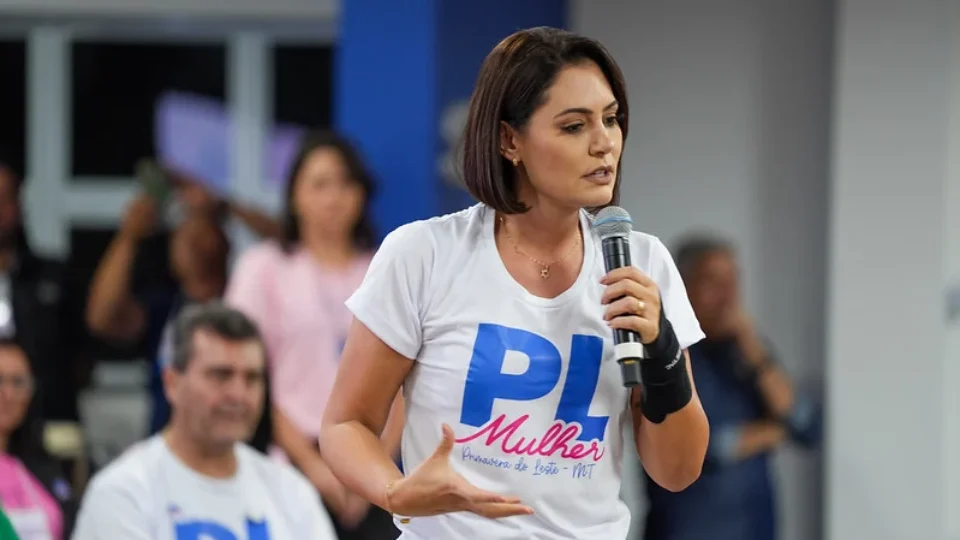 Mulheres de direita ameaçam ação nos EUA contra ataques de bolsonaristas, diz jornal
