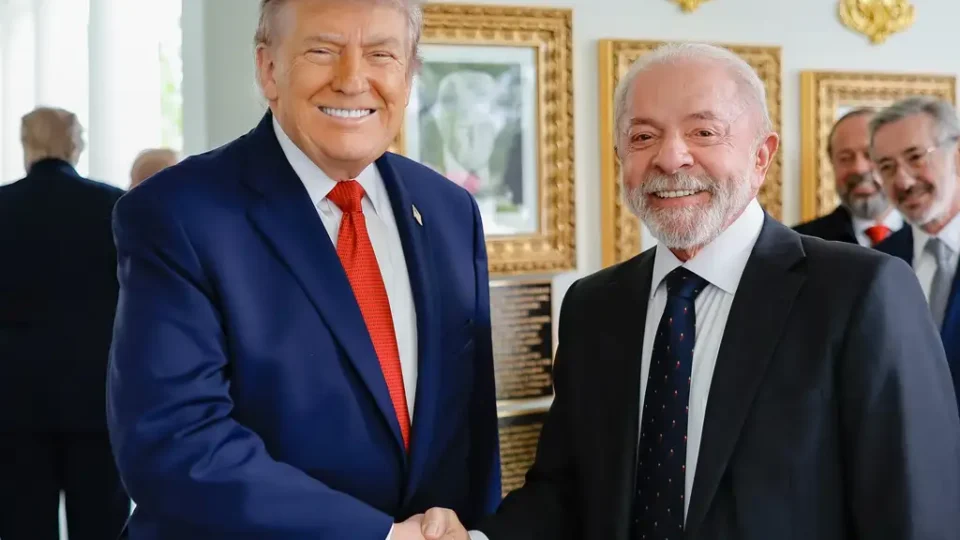 Esquerda vê bolsonarismo isolado após encontro Lula-Trump, e direita minimiza