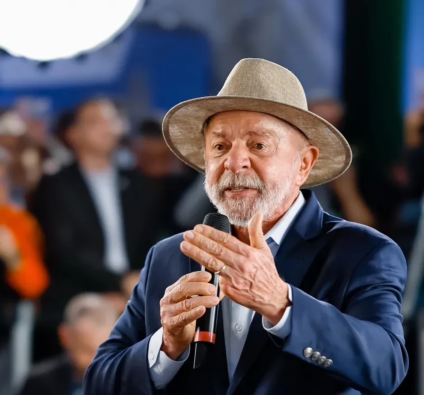 Lula ironiza Flávio e críticas à Lei Rouanet: ‘Nunca fomos atrás da lei Daniel Vorcaro’