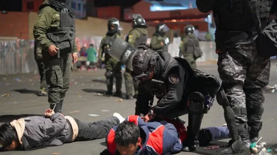 Trump e extrema direita latina se mobilizam contra manifestantes na Bolívia