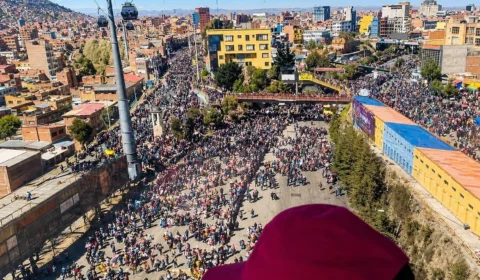 Bolívia registra 23 bloqueios e marchas antigoverno chegam a La Paz