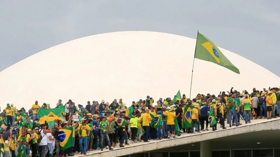 Pânico moral: como o medo é usado para influenciar eleições