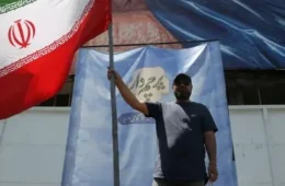 EUA voltam a atacar Irã, que retalia contra base militar no Kuwait
