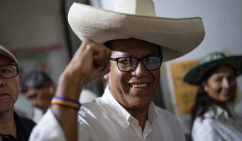 Promotor no Peru pede prisão de candidato da esquerda após provável ida ao 2º turno presidencial
