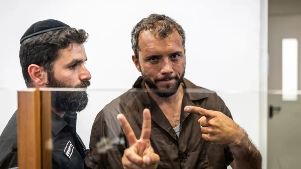 Ativista Thiago Ávila chega ao Brasil nesta segunda após 10 dias preso em Israel