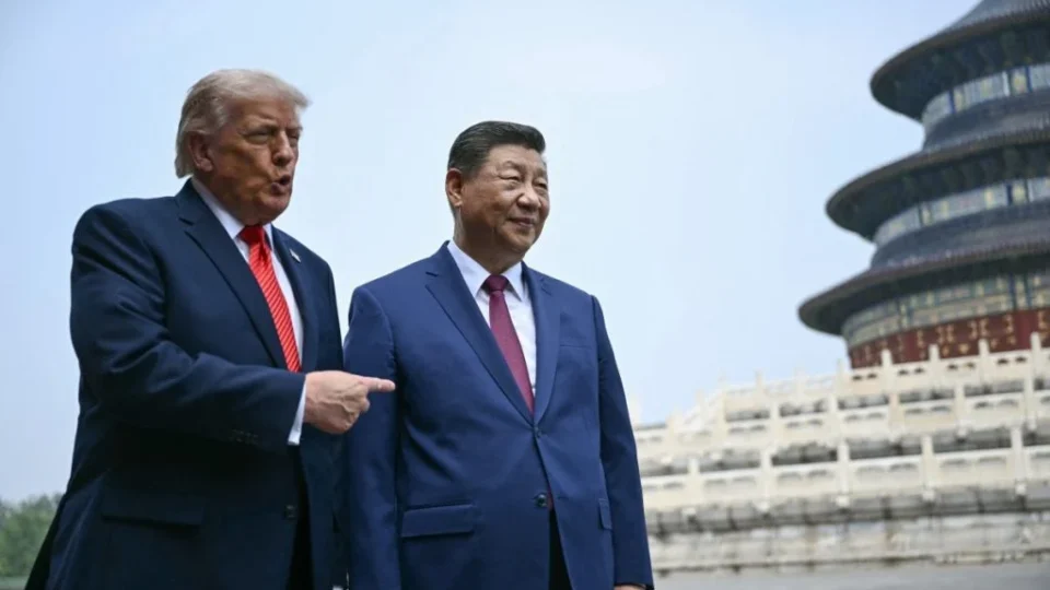 Xi alerta Trump sobre risco de conflito entre China e EUA em reunião em Pequim
