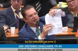 Sóstenes diz ter retirado assinatura da PEC das 52h, mas Câmara não registra