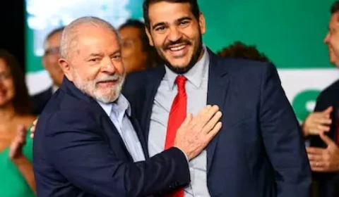 Lula diz a prefeitos que Senado ainda vai aprovar Jorge Messias para STF