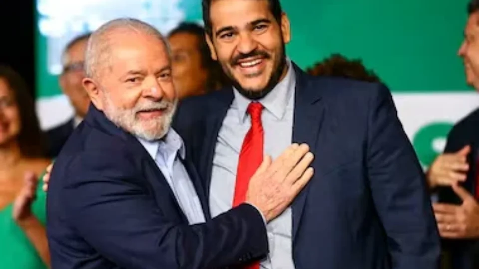 Lula diz a prefeitos que Senado ainda vai aprovar Jorge Messias para STF