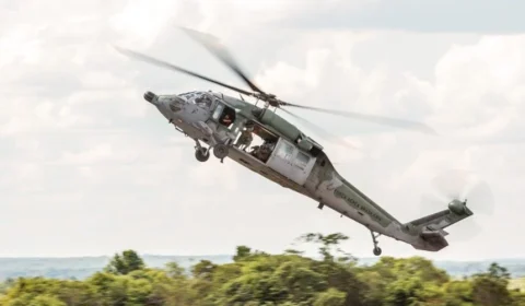 Governo do RJ susta compra de helicóptero avaliado em R$ 70 mi por desconfiar que era usado