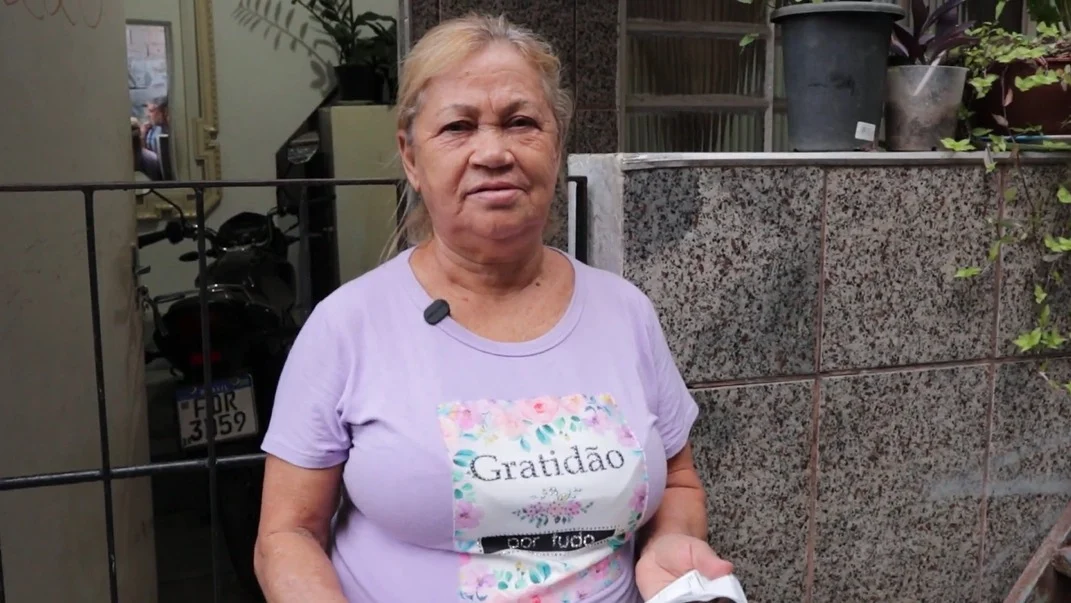 Moradora do Jaguaré, Emilayne Leal, afirma que as contas da casa da avó tiveram aumento superior a 300%. Foto: Divulgação