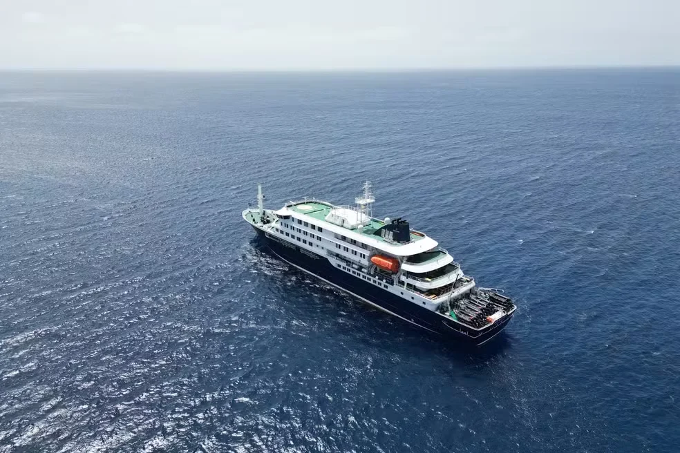 Operadora de turismo confirma situação médica grave em cruzeiro