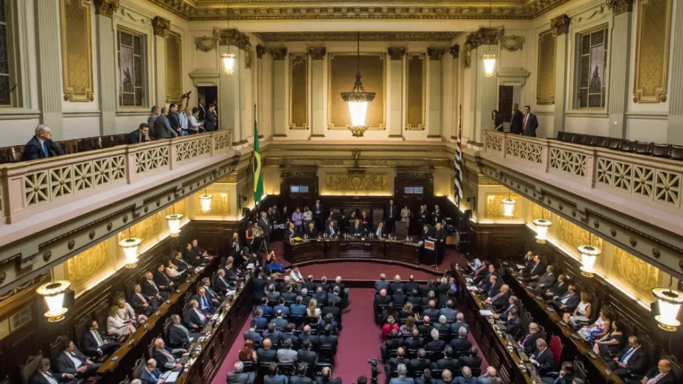 TJSP teve 97% dos magistrados acima do teto no 1º trimestre de 2026