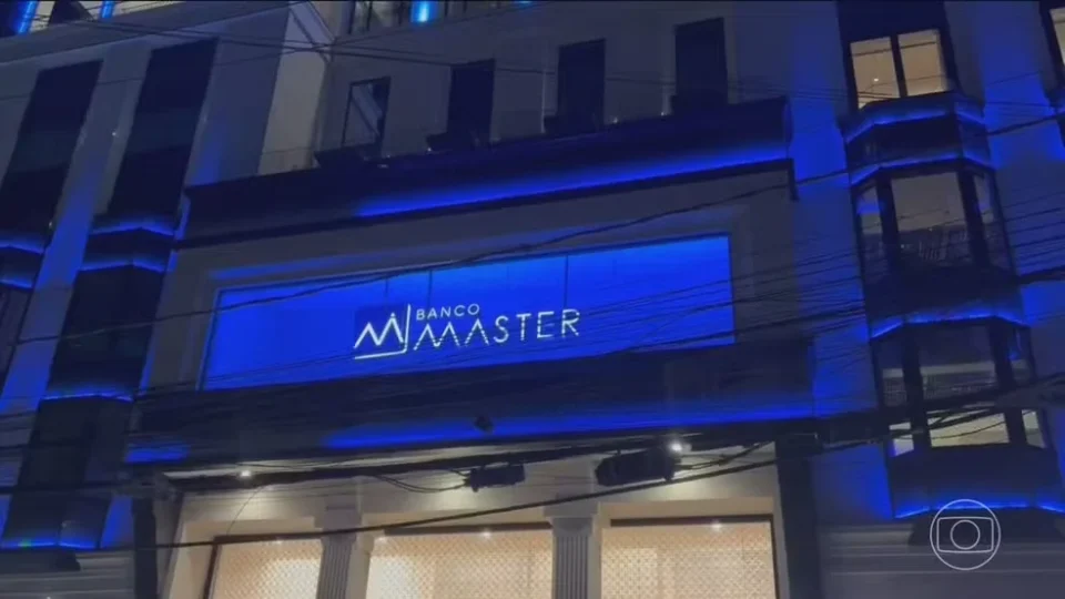 Suspeito de integrar grupo hacker ligado ao caso Master é preso em Dubai, informa PF