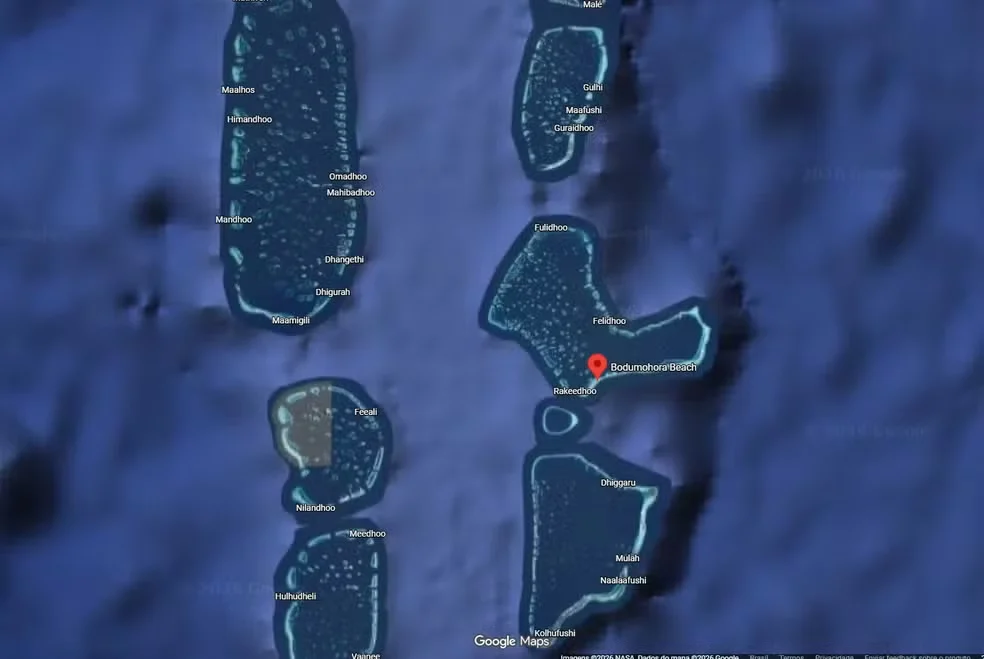 Atol onde os Italianos mergulharam. — Foto: Reprodução/Google Maps