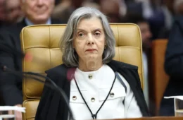 Cármen Lúcia vota no STF para suspender flexibilização da Lei da Ficha Limpa