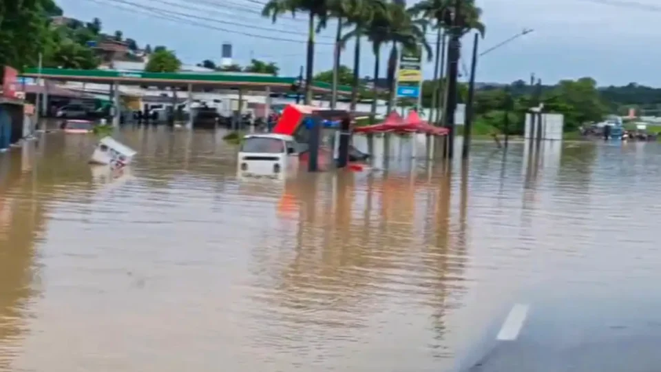 Chuvas: Governo envia Defesa Civil para Pernambuco e Paraíba
