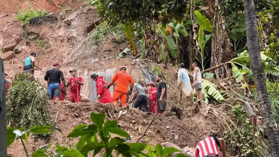 Temporais deixam 10 mortos e ao menos três desaparecidos em PE, PB e RS
