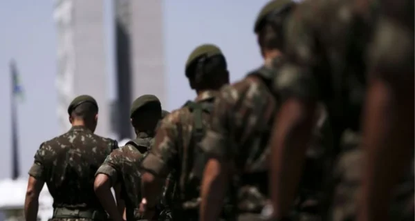 Exército prorrogou contrato do Banco Master até 2027 meses antes da liquidação