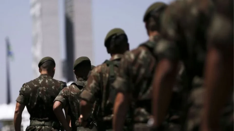 Regras do Exército permitiam rever bancos consignados antes da liquidação do Master