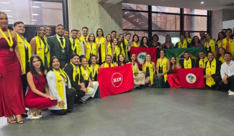 Brasileiros formados em Medicina na Venezuela se preparam para voltar ao Brasil