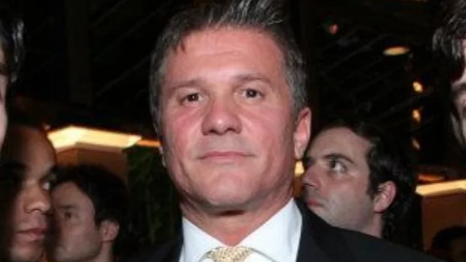 PF aponta pai de Vorcaro como operador e financiador de grupos de intimidação e hacking