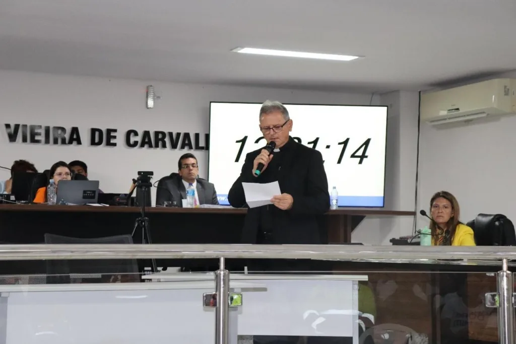 Bispo Geraldo Maia em sua fala na Audiência – Foto: Katia Torres