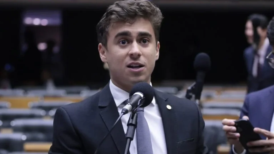 Receita diz que fake news do Pix beneficiou o crime; Nikolas ajudou a viralizá-la