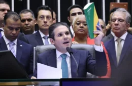 Lula deve faltar à celebração dos 200 anos da Câmara em meio a tensão com o Congresso