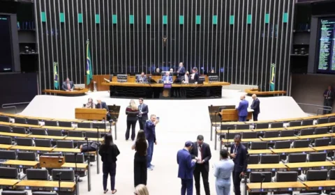Câmara aprova PEC que amplia imunidade tributária de igrejas