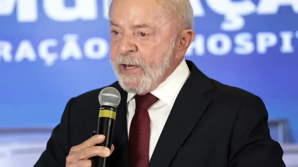 Lula diz que Brasil aceita investidores estrangeiros em terras raras sem abrir mão da soberania