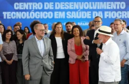 Lula pede que governador interino trabalhe para ‘prender ladrões que governaram’ o RJ