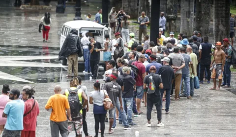 População em situação de rua passa de 388 mil em maio; SP lidera