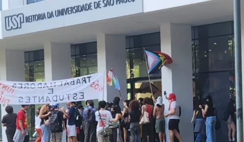 Polícia abre inquérito contra estudantes que ocuparam reitoria da USP