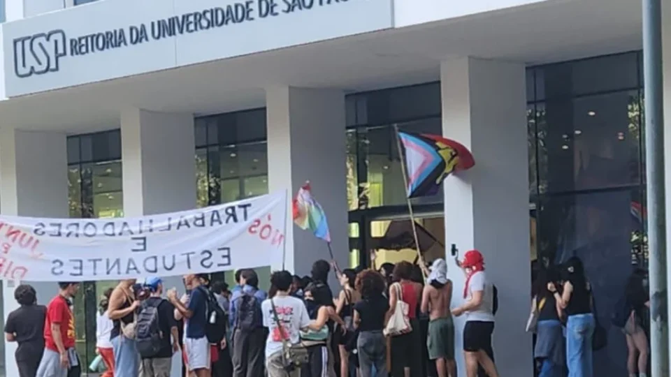 Reitor da USP rechaça nova negociação com estudantes e nega erros