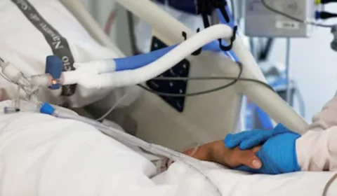 Pandemia de Covid causou 22,1 milhões de mortes, o triplo do registrado inicialmente
