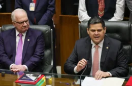 Alcolumbre e Fachin discutem limites para penduricalhos durante encontro