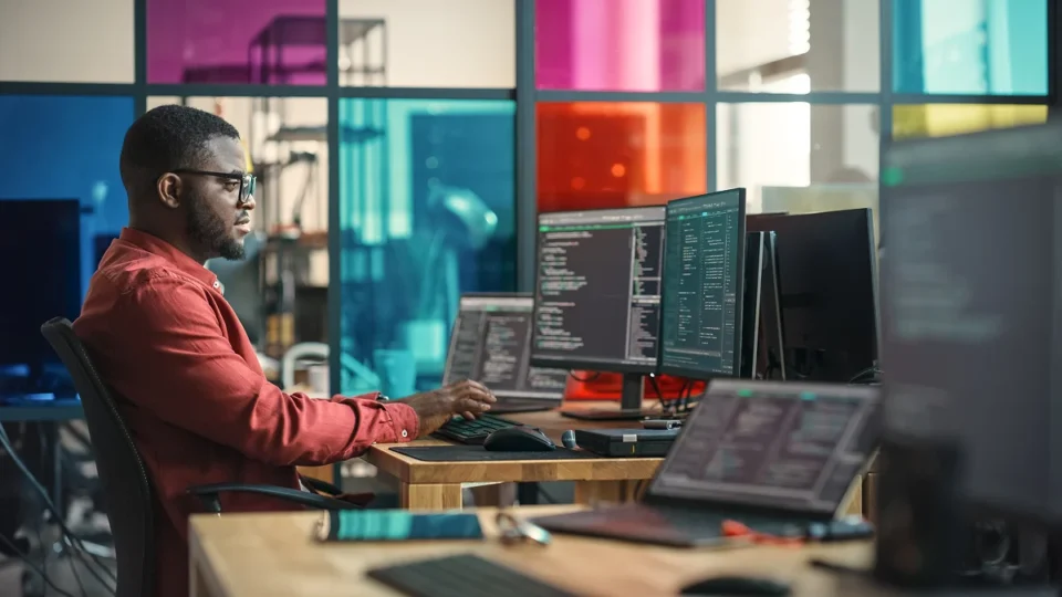 Conheça 8 profissões do futuro que vão dominar o mercado de trabalho
