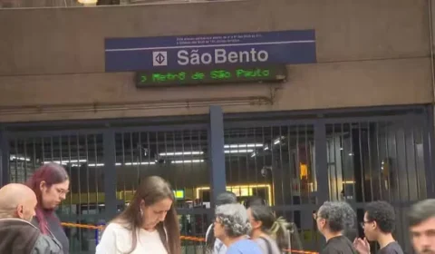 Polícia apura origem dos tiros que atingiram seis pessoas em estação de metrô em SP