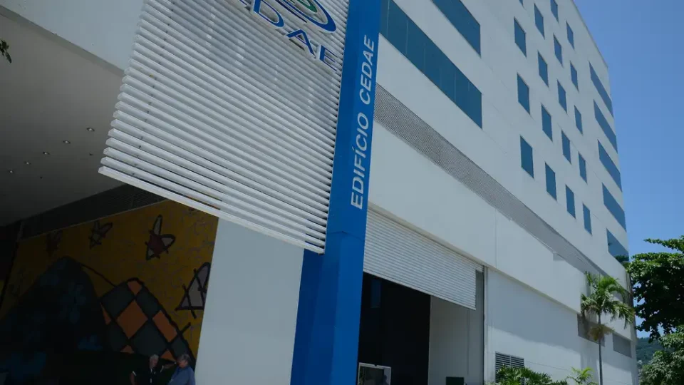 Cedae abortou saque de R$ 44 mi no Master; diretor se reuniu com Vorcaro após colapso