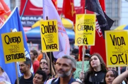 Atos pelo fim da escala 6×1 ocorrem em todo o país neste fim de semana