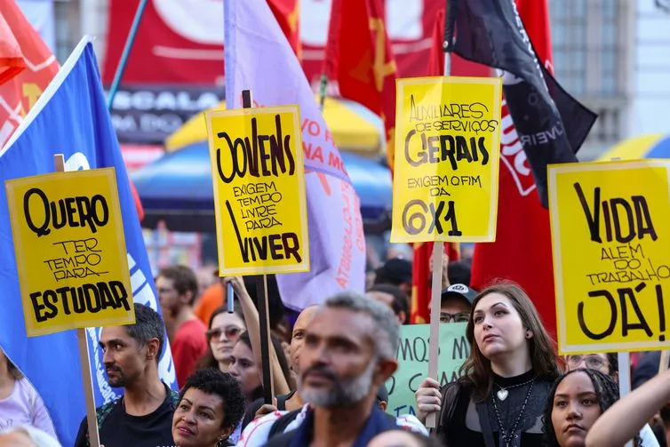 Atos pelo fim da escala 6×1 ocorrem em todo o país neste fim de semana